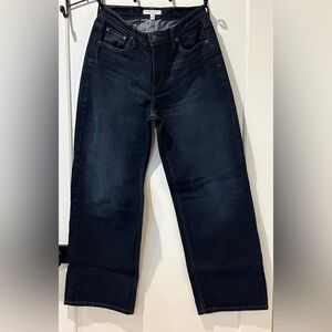 Banana Republic 90s wide Relaxed dark wash jeans. Size 28